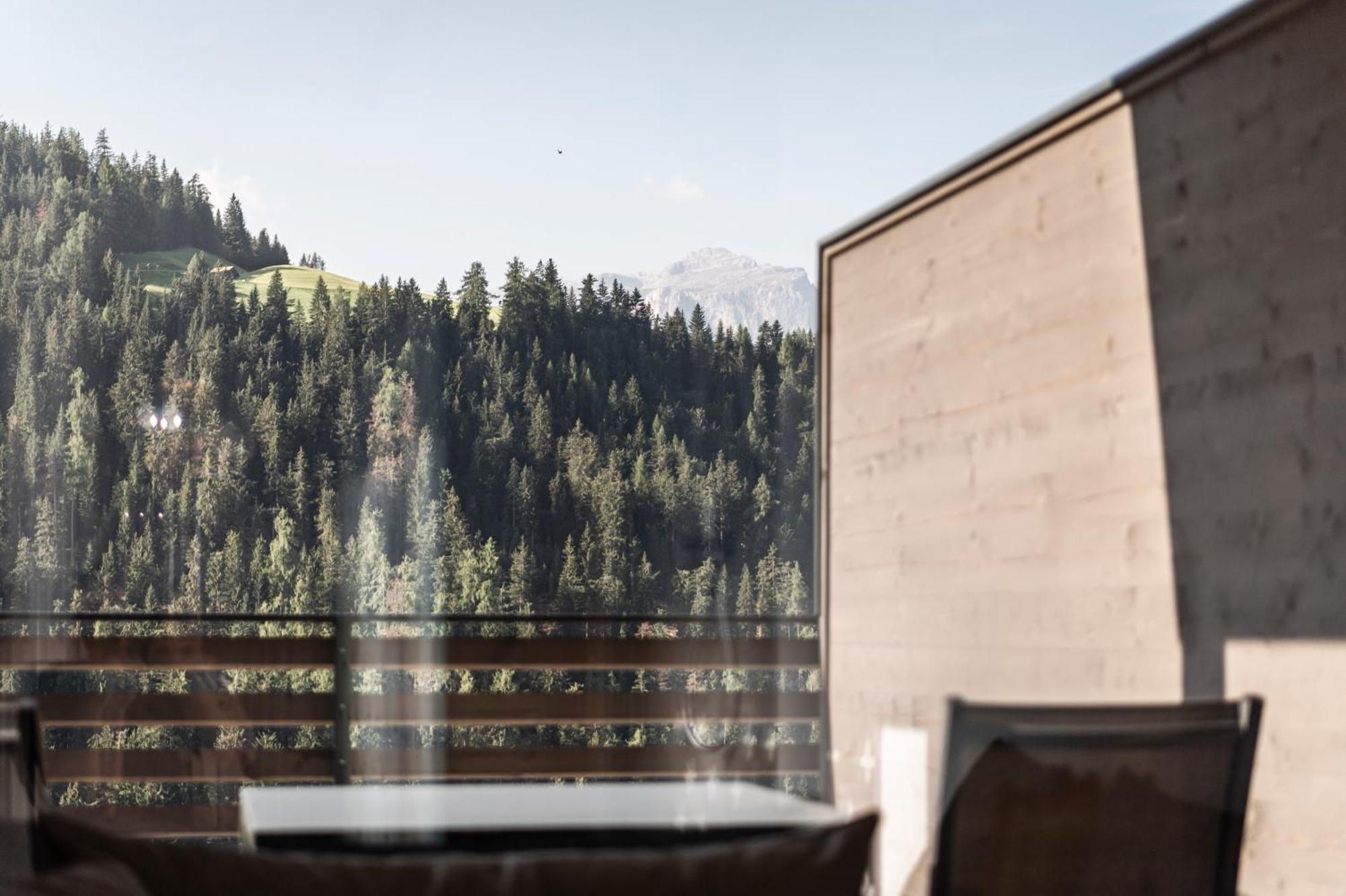 Apartments Aois 4 Elements Suits La Val Zewnętrze zdjęcie
